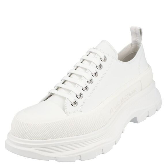 Tread Slick Lace-up